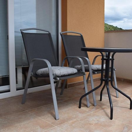 Studio Apartment With Balcony Trogir Exterior foto